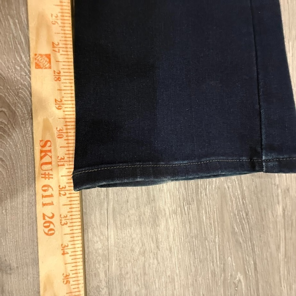 Levi's Women's Dark Indigo Boot Cut Jeans - Picture 6 of 7
